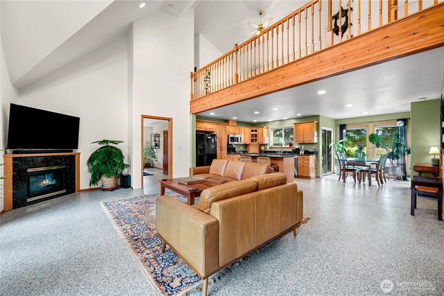 727 Lange Road, Bellingham, WA 98226