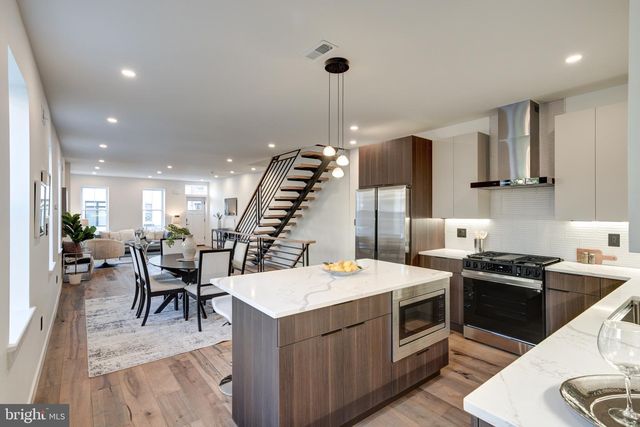 2329 E DAUPHIN ST, Philadelphia, PA 19125