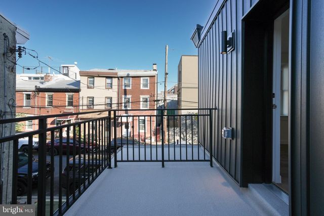 2329 E DAUPHIN ST, Philadelphia, PA 19125
