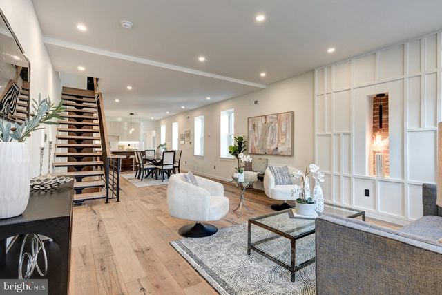 2329 E DAUPHIN ST, Philadelphia, PA 19125