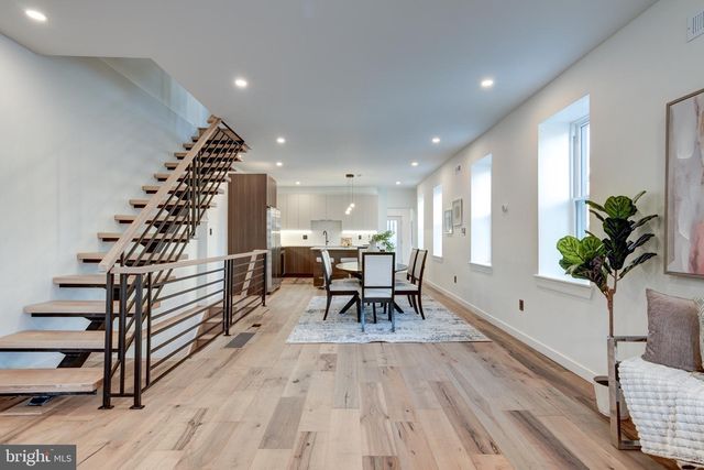 2329 E DAUPHIN ST, Philadelphia, PA 19125