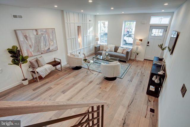2329 E DAUPHIN ST, Philadelphia, PA 19125