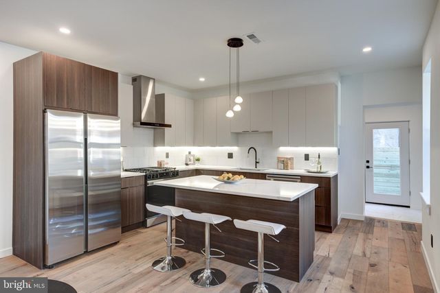 2329 E DAUPHIN ST, Philadelphia, PA 19125
