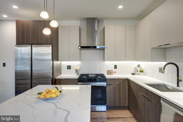 2329 E DAUPHIN ST, Philadelphia, PA 19125