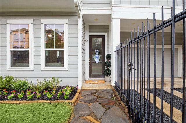1104 Gross Street, Houston, TX 77019