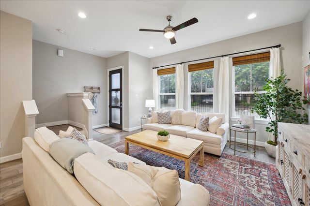 1104 Gross Street, Houston, TX 77019