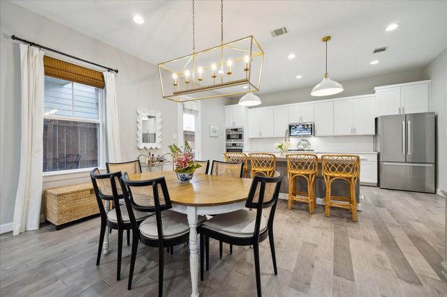 1104 Gross Street, Houston, TX 77019