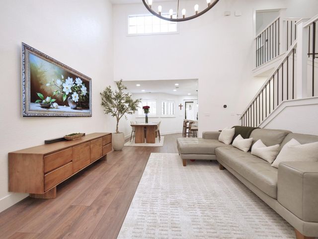 7513 Creekridge Ln, Citrus Heights, CA 95610