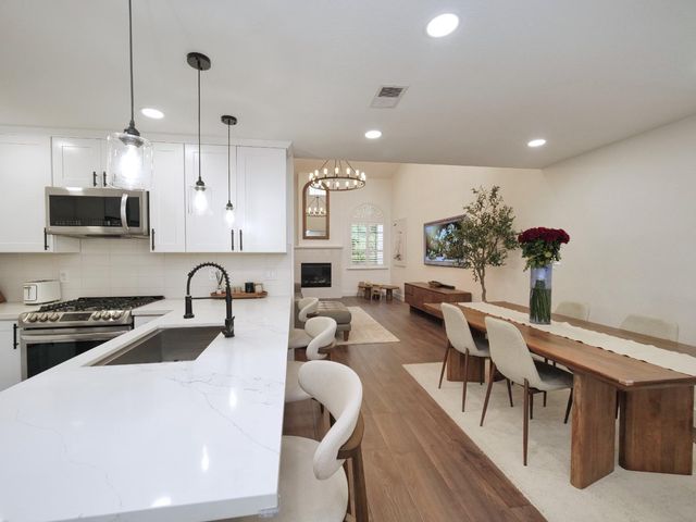 7513 Creekridge Ln, Citrus Heights, CA 95610