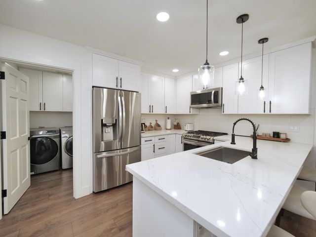 7513 Creekridge Ln, Citrus Heights, CA 95610