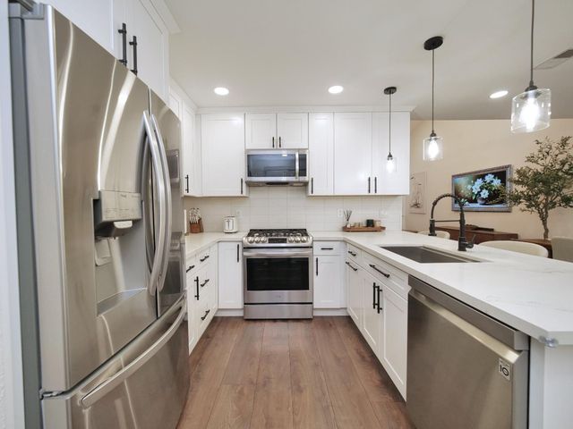7513 Creekridge Ln, Citrus Heights, CA 95610