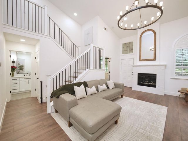 7513 Creekridge Ln, Citrus Heights, CA 95610