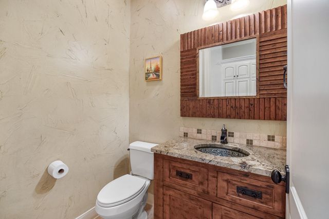 7120 Nottaway Drive, Tyler, TX 75703