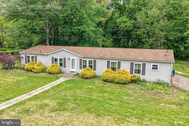 28 E PINE ST, Frederica, DE 19946