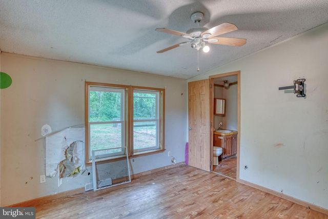 28 E PINE ST, Frederica, DE 19946