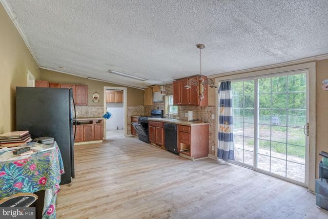 28 E PINE ST, Frederica, DE 19946