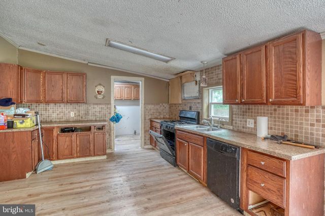 28 E PINE ST, Frederica, DE 19946