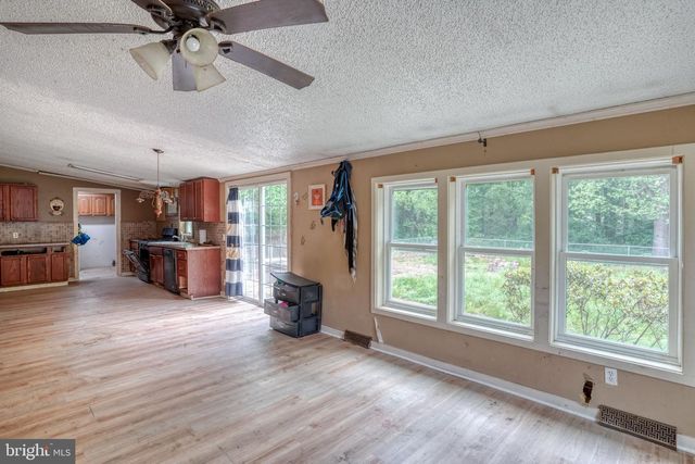28 E PINE ST, Frederica, DE 19946