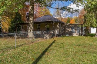 2740 Maple Ln, Shenango, PA 16134