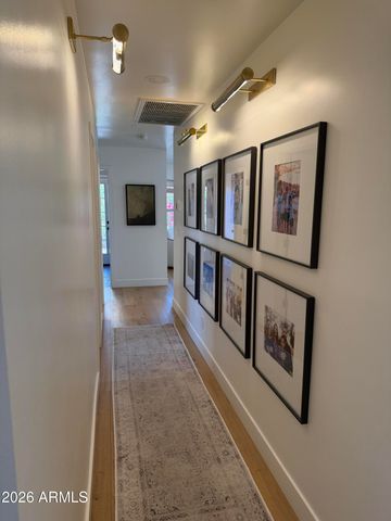 5537 E GRANDVIEW Road, Scottsdale, AZ 85254