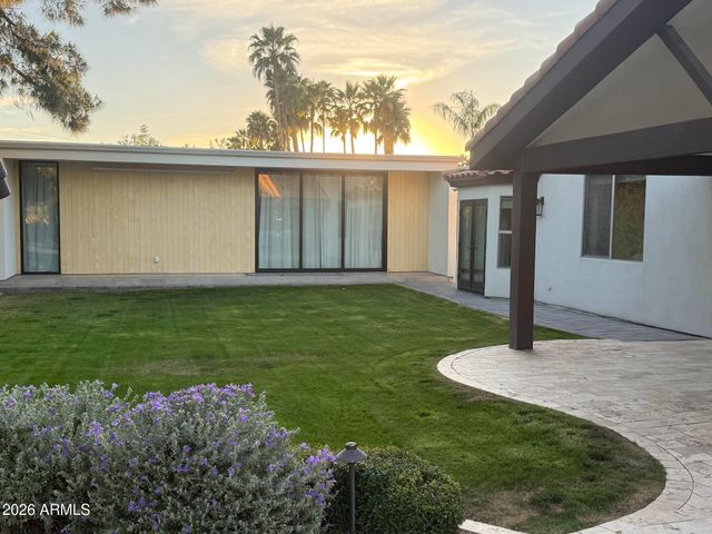 5537 E GRANDVIEW Road, Scottsdale, AZ 85254