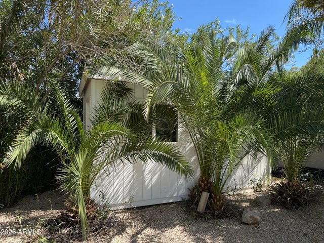 5537 E GRANDVIEW Road, Scottsdale, AZ 85254