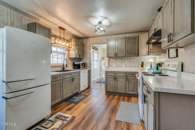 5636 Apache Drive, Kingsport, TN 37664