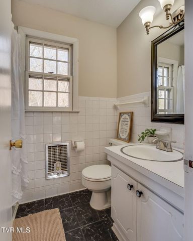 5636 Apache Drive, Kingsport, TN 37664