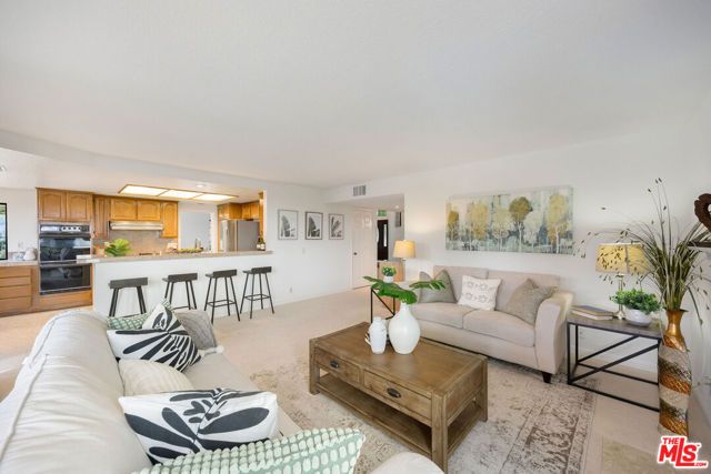2736 Whitechapel Place, Thousand Oaks, CA 91362