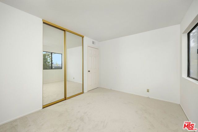 2736 Whitechapel Place, Thousand Oaks, CA 91362