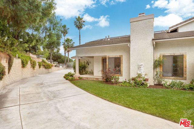2736 Whitechapel Place, Thousand Oaks, CA 91362