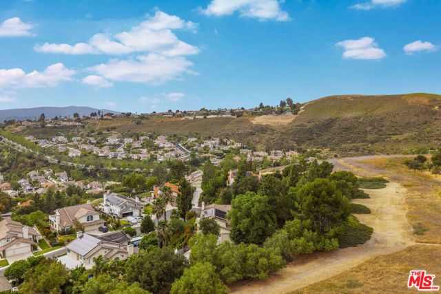 2736 Whitechapel Place, Thousand Oaks, CA 91362