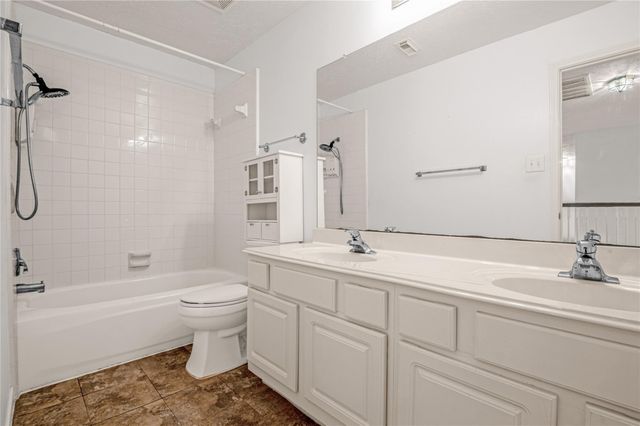 4102 Sand Dollar Court, Seabrook, TX 77586