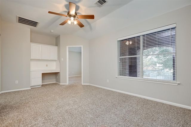 26018 S Lakefair Drive, Richmond, TX 77406