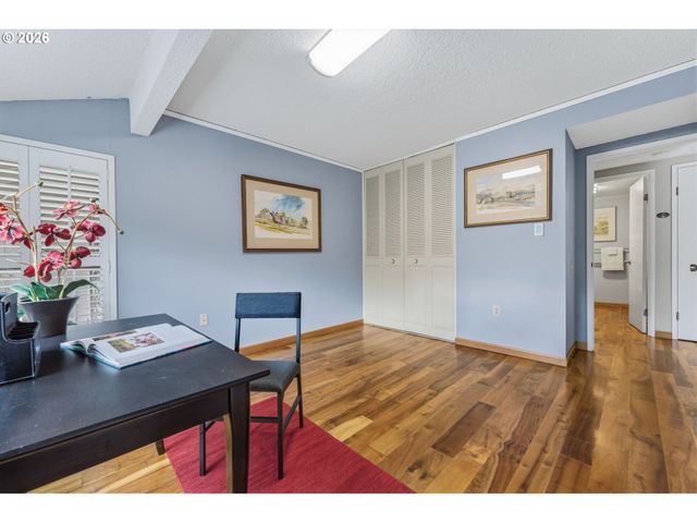 16570 Sw MONACO Ln, King City, OR 97224