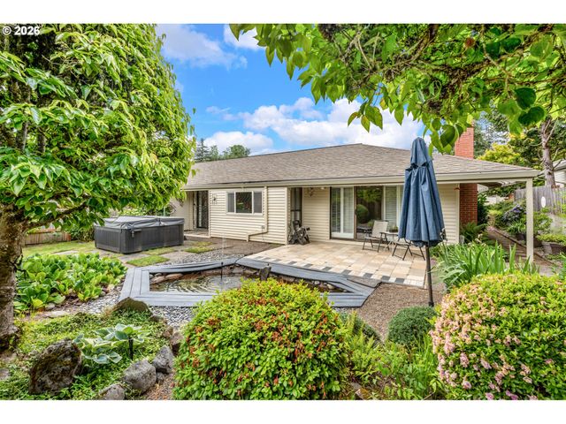 16570 Sw MONACO Ln, King City, OR 97224