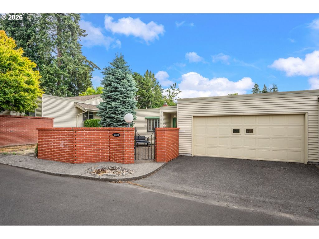 16570 Sw MONACO Ln, King City, OR 97224