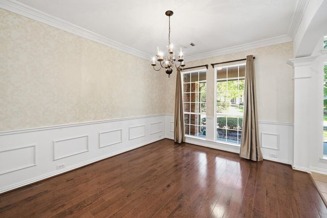 51 N Scribewood Circle, The Woodlands, TX 77382