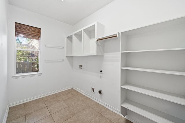 51 N Scribewood Circle, The Woodlands, TX 77382