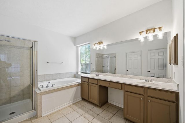 51 N Scribewood Circle, The Woodlands, TX 77382