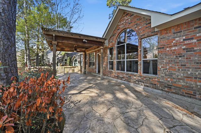 51 N Scribewood Circle, The Woodlands, TX 77382