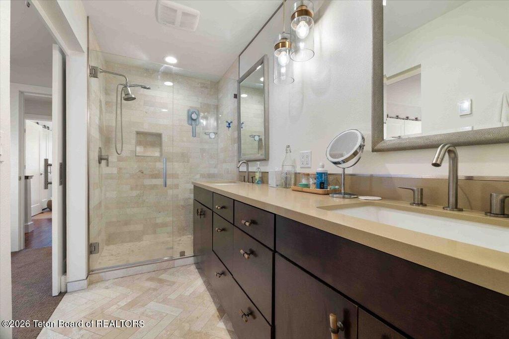 804 POWDERHORN LANE C, Jackson, WY 83001 photo 11