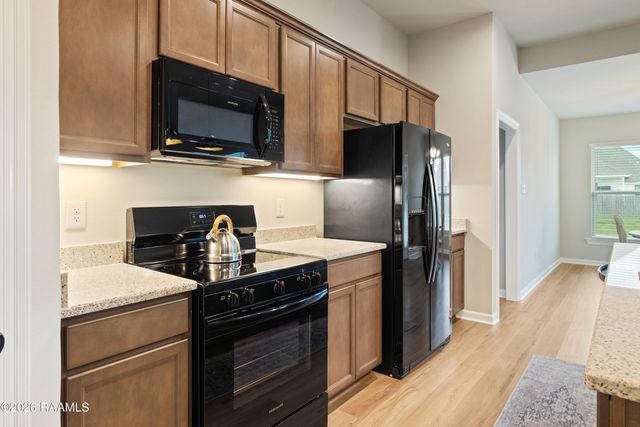 213 Weaver Way, Maurice, LA 70555