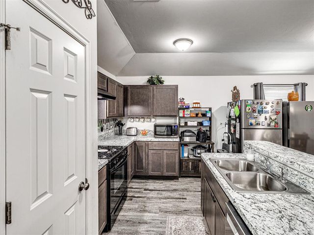 11012 NW 94th Street, Yukon, OK 73099