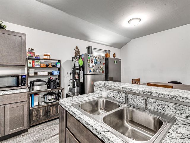 11012 NW 94th Street, Yukon, OK 73099
