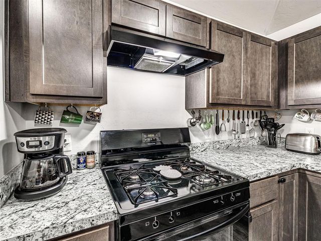 11012 NW 94th Street, Yukon, OK 73099