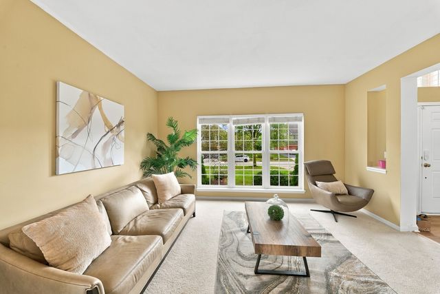 3630 White Deer Drive, Algonquin, IL 60102