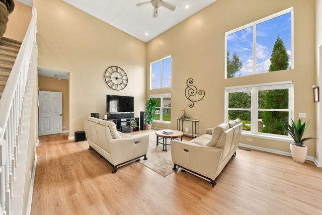 3630 White Deer Drive, Algonquin, IL 60102