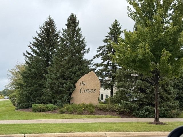 3630 White Deer Drive, Algonquin, IL 60102