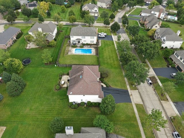 3630 White Deer Drive, Algonquin, IL 60102